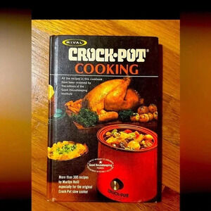 VTG 1975 Crock Pot Rival Crockpot Cooking Cookbook Hardback 208 pages